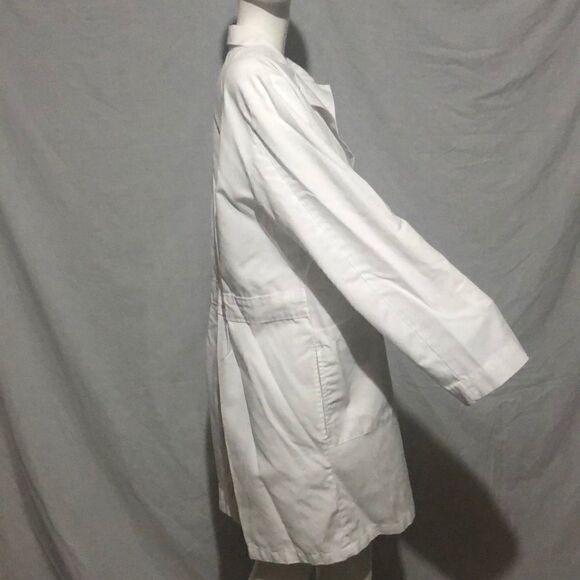 Meta Lab Coat - Picture 3 of 5